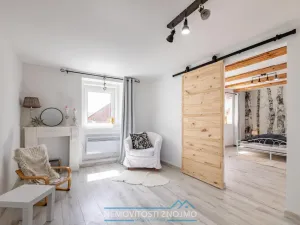 Prodej rodinného domu, Alberndorf im Pulkautal, Rakousko, Bundesstraße, 180 m2