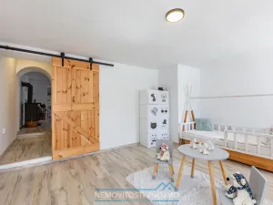 Prodej rodinného domu, Alberndorf im Pulkautal, Rakousko, Bundesstraße, 180 m2