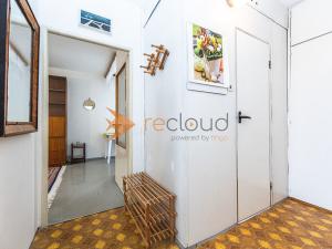 Prodej bytu 2+kk, Praha - Kobylisy, Benákova, 46 m2