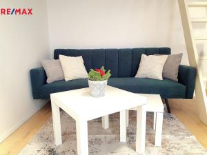 Pronájem bytu 1+kk, Praha - Vysočany, Vysočanské náměstí, 32 m2