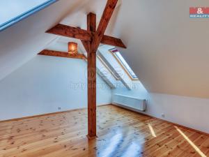 Prodej rodinného domu, Praha - Dolní Měcholupy, Pod hřištěm, 172 m2