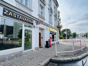 Pronájem obchodního prostoru, Ústí nad Labem - Střekov, Národního odboje, 38 m2