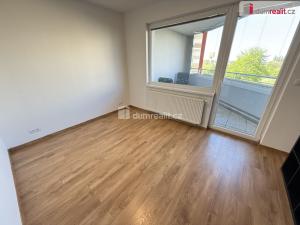 Pronájem bytu 2+kk, Praha - Horní Měcholupy, Modenská, 62 m2
