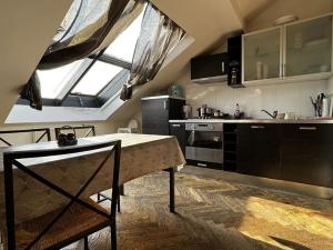 Pronájem bytu 3+kk, Praha - Vinohrady, Chodská, 90 m2