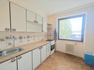 Prodej rodinného domu, Karlovy Vary - Tašovice, Benátská, 300 m2