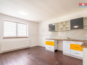 Prodej rodinného domu, Zalužany, 160 m2