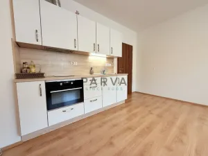 Pronájem bytu 1+kk, Rokycany - Nové Město, Dělostřelců, 30 m2
