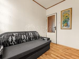 Prodej bytu 3+1, Praha - Prosek, Bílinská, 54 m2