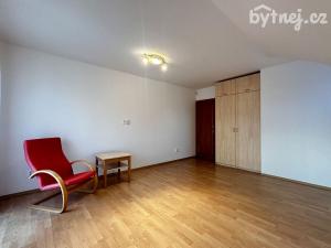 Pronájem rodinného domu, Olomouc - Nový Svět, Boční, 156 m2