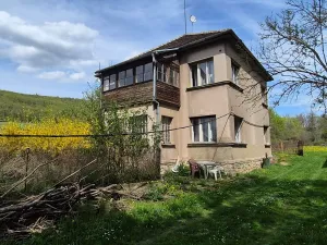 Prodej komerčního pozemku, Nučice, V Hlubokém, 7835 m2