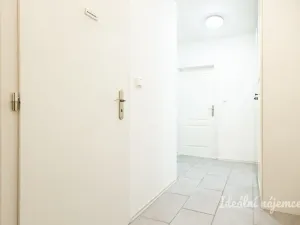 Pronájem bytu 2+kk, Praha - Letňany, Krausova, 45 m2