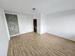 Prodej bytu 5+1, Znojmo - Oblekovice, Nová Oblekovická, 99 m2