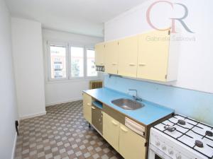 Prodej bytu 3+1, Plzeň - Doubravka, Smrková, 66 m2