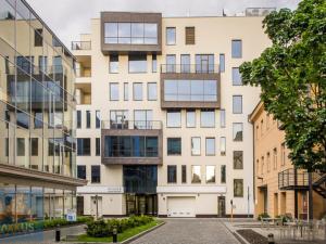 Pronájem kanceláře, Praha - Karlín, Sokolovská, 396 m2
