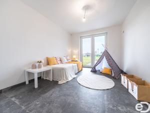 Prodej rodinného domu, Svatý Mikuláš, Prostřední, 172 m2