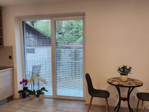 Prodej bytu 1+kk, Zlín - Malenovice, Pod Hradem I, 32 m2