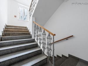 Pronájem bytu 2+kk, Praha - Nusle, Bartoškova, 180 m2