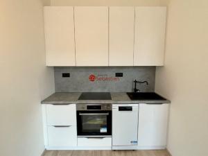 Pronájem bytu 2+kk, Hořice, Sladkovského, 33 m2