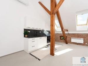 Prodej bytu 2+kk, Znojmo, Havlíčkova, 69 m2