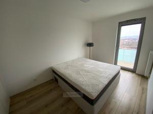 Pronájem bytu 3+kk, České Budějovice - České Budějovice 2, Na Zlaté stoce, 75 m2