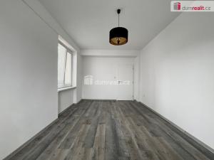 Pronájem bytu 2+kk, Ústí nad Labem - Bukov, Kosmonautů, 52 m2
