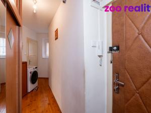Prodej bytu 1+1, Teplice - Trnovany, U Vlastního krbu, 43 m2