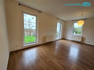 Pronájem bytu 2+kk, Beroun - Beroun-Město, V Zahradách, 65 m2