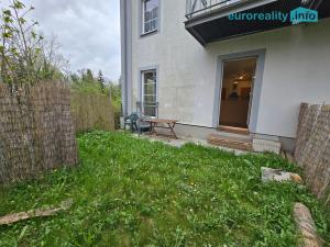 Pronájem bytu 2+kk, Beroun - Beroun-Město, V Zahradách, 65 m2
