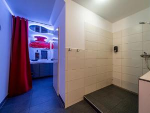 Prodej komerční nemovitosti, Praha - Modřany, Plovdivská, 100 m2
