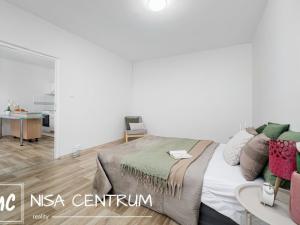 Pronájem bytu 2+kk, Liberec - Liberec XXX-Vratislavice nad Nisou, Zámecký vrch, 36 m2