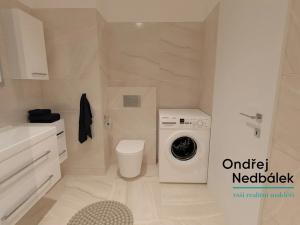 Prodej bytu 1+kk, Zlín, Kvítková, 40 m2