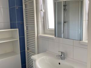 Pronájem bytu 2+1, Praha - Strašnice, U trati, 49 m2