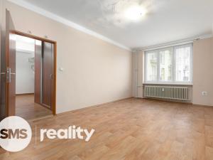 Pronájem bytu 2+1, Opava - Město, Kolářská, 65 m2