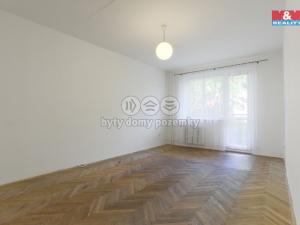 Pronájem bytu 3+1, Karlovy Vary, Brigádníků, 67 m2
