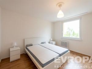 Pronájem bytu 3+1, Praha - Hlubočepy, Voskovcova, 77 m2