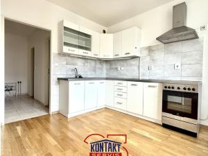 Prodej bytu 3+1, České Budějovice, Větrná, 86 m2