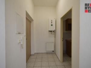 Prodej bytu 2+1, Milovice - Mladá, Zátopkova, 59 m2