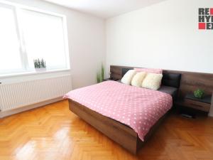 Prodej bytu 2+1, Liberec - Liberec IV-Perštýn, U Sirotčince, 74 m2