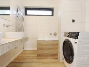 Pronájem rodinného domu, Dobřejovice, Čestlická, 130 m2