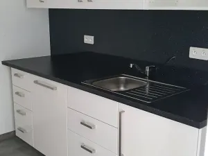 Pronájem skladu, Lelekovice, 556 m2