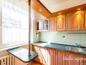 Pronájem bytu 2+kk, Praha - Chodov, Bachova, 40 m2