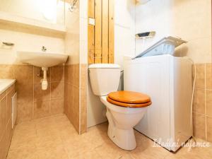 Pronájem bytu 2+kk, Praha - Chodov, Bachova, 40 m2