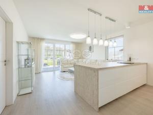 Prodej rodinného domu, Postřižín, Pod Dubem, 94 m2