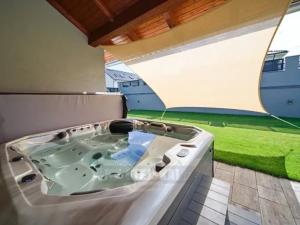 Prodej rodinného domu, Kaplice, Polní, 240 m2