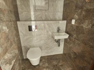 Prodej bytu 2+1, Žatec, Husova, 58 m2