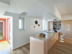 Pronájem rodinného domu, Praha - Břevnov, Hošťálkova, 275 m2