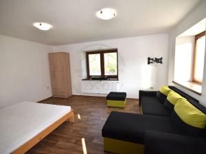 Pronájem bytu 2+kk, Bělá pod Pradědem, 48 m2