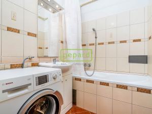 Pronájem bytu 2+kk, Praha - Holešovice, U průhonu, 46 m2