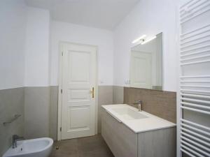 Pronájem bytu 3+kk, Praha - Vinohrady, Čermákova, 98 m2