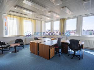 Pronájem kanceláře, Havlíčkův Brod, Havlíčkovo náměstí, 34 m2